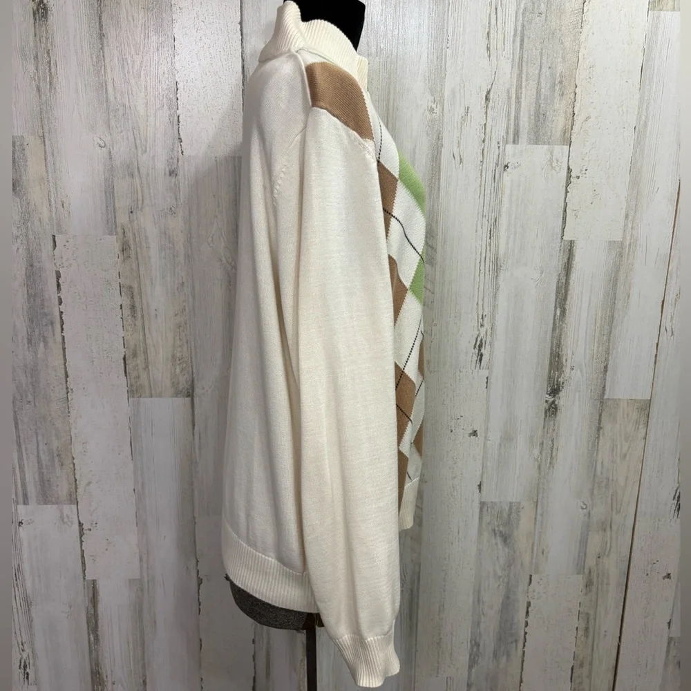 Izod Golf Green and Brown Zip‎ Up Sweater with Argyle Pattern